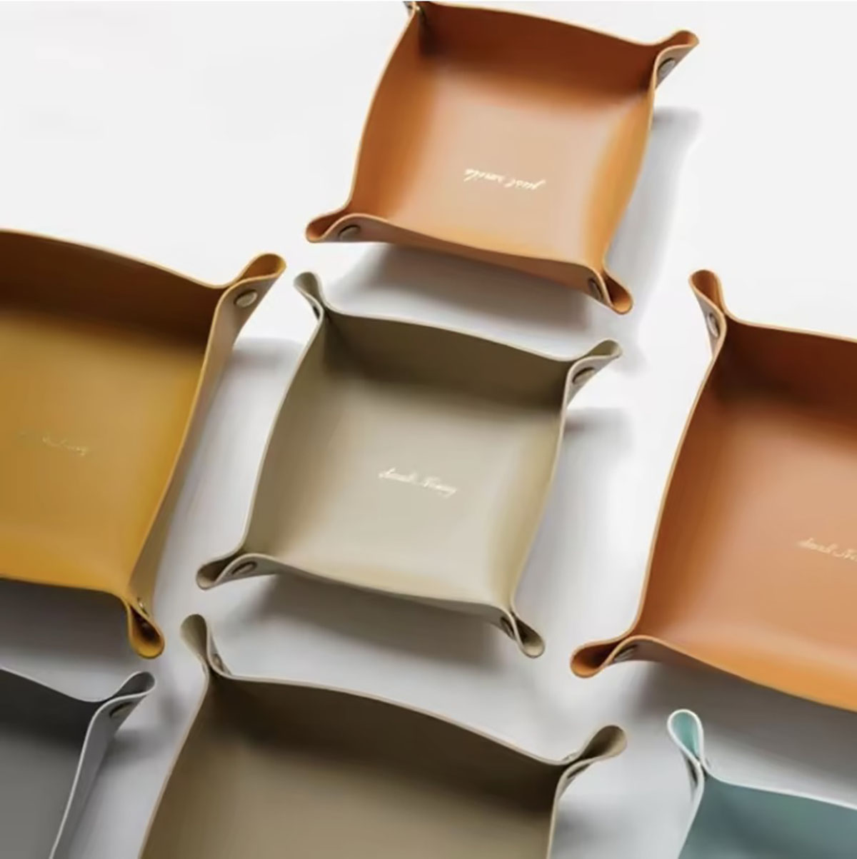 Nordic Style Leather Storage T - Body Jewelry Organizer recension och pris