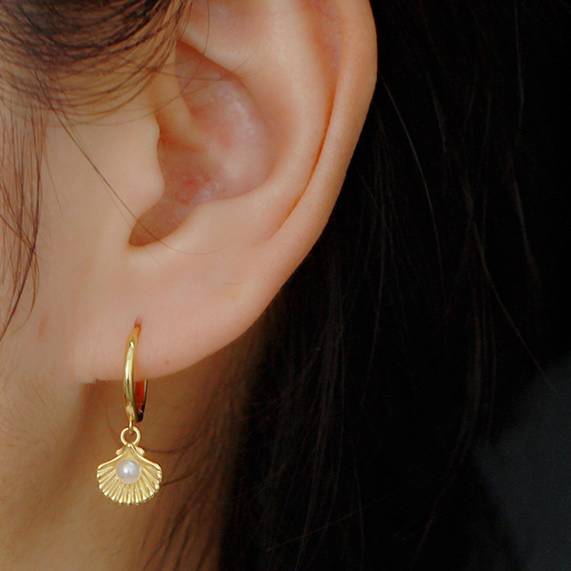 925 Sterling Silver Needle She - Conch Earring Hoop recension och pris
